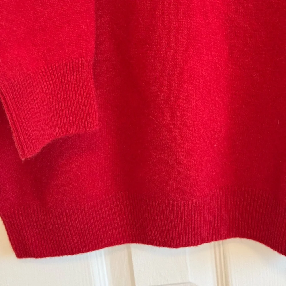 Red Crew Neck 100% WOOL Sweater. XL - Picture 2 of 6